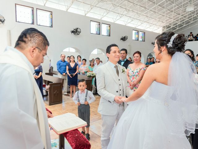 La boda de Alfredo y Alejandra en Temixco, Morelos 23