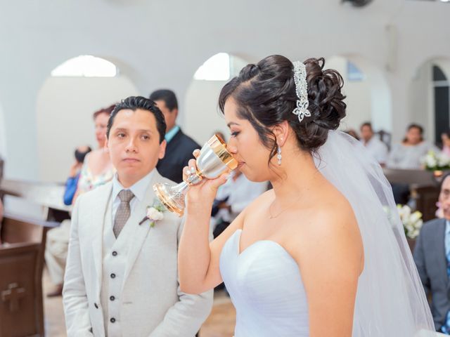 La boda de Alfredo y Alejandra en Temixco, Morelos 29