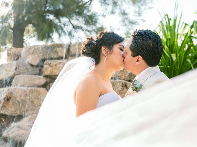 La boda de Alfredo y Alejandra en Temixco, Morelos 40