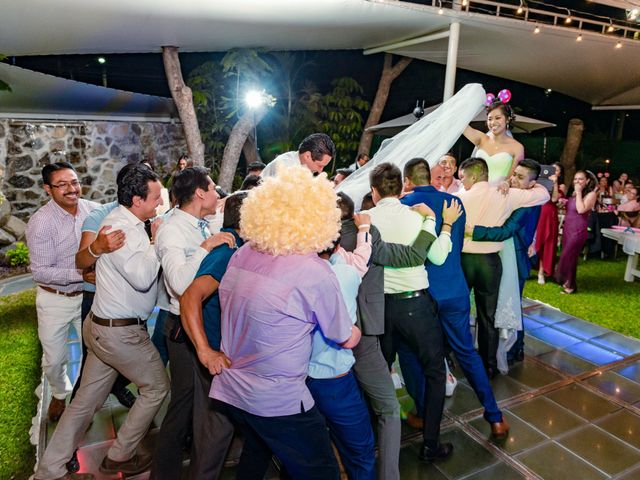 La boda de Alfredo y Alejandra en Temixco, Morelos 62