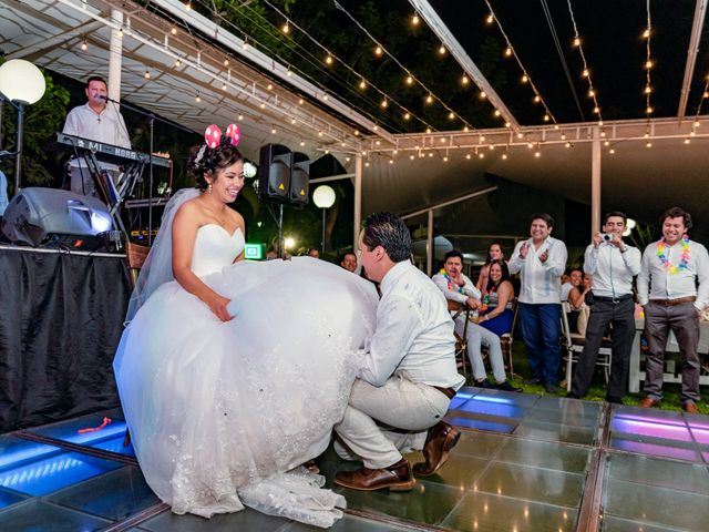 La boda de Alfredo y Alejandra en Temixco, Morelos 65