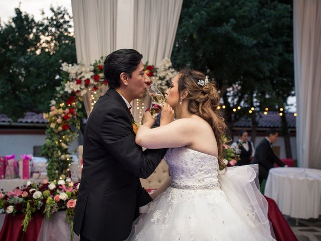La boda de Hector y Veronica en Naucalpan, Estado México 22