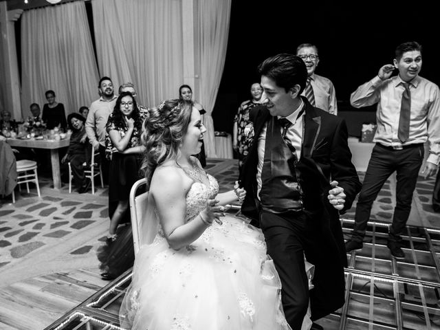 La boda de Hector y Veronica en Naucalpan, Estado México 27