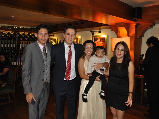 La boda de Roberto  y Alejandra  en Benito Juárez, Ciudad de México 21