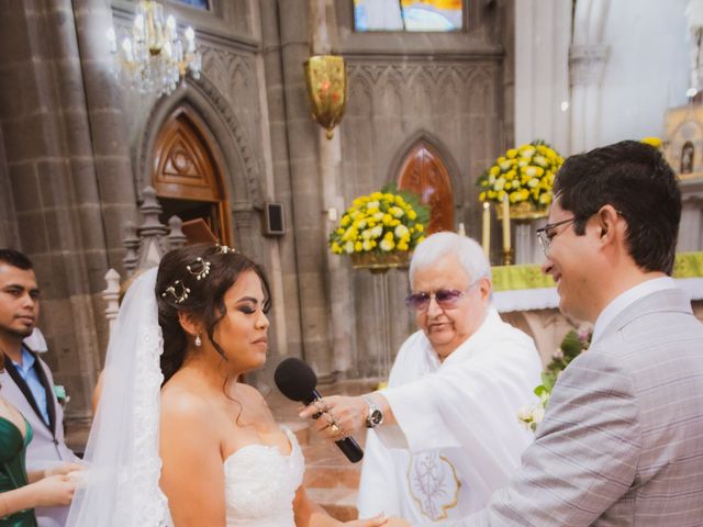 La boda de Alejandro y Ivón en Zapopan, Jalisco 30