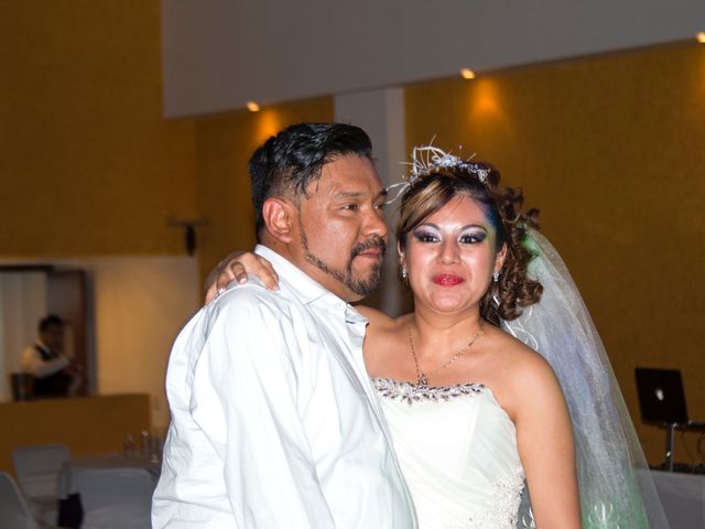 La boda de Daniel y Fabiola en Iztapalapa, Ciudad de México 25