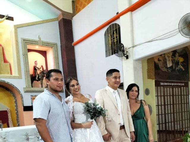 La boda de Felipe y Claren en Lázaro Cárdenas, Michoacán 15
