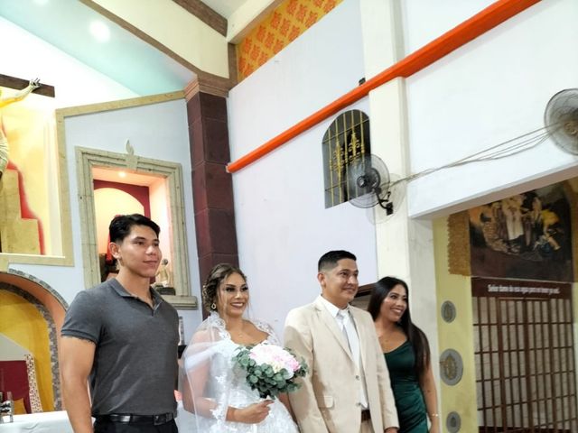 La boda de Felipe y Claren en Lázaro Cárdenas, Michoacán 21