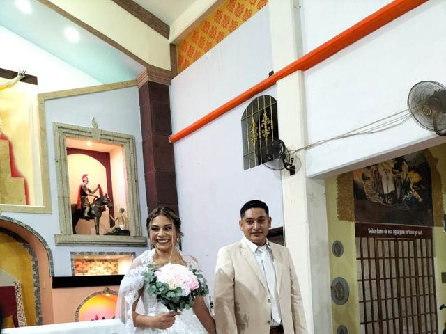 La boda de Felipe y Claren en Lázaro Cárdenas, Michoacán 25