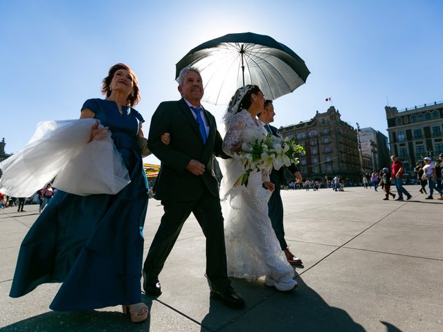 La boda de Marco y Marce en Cuauhtémoc, Ciudad de México 21