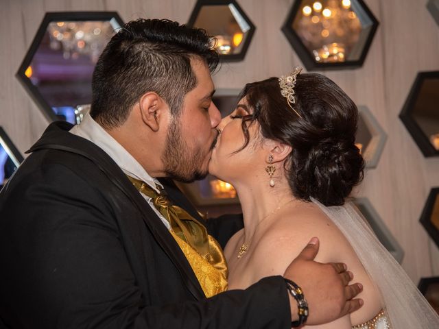 La boda de Edmundo y Ana Laura en Matamoros, Coahuila 44
