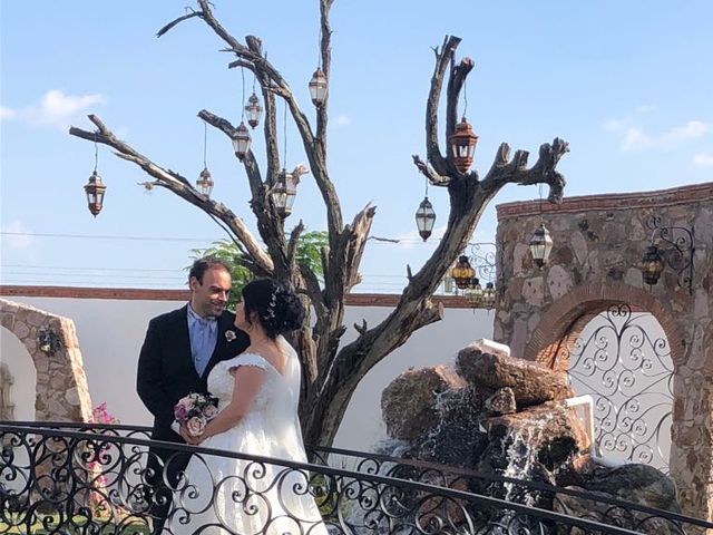 La boda de Robert  y Andrea  en León, Guanajuato 34