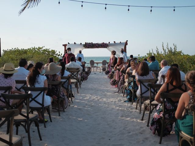 La boda de Daniel y Yuriria  en Telchac Puerto, Yucatán 4