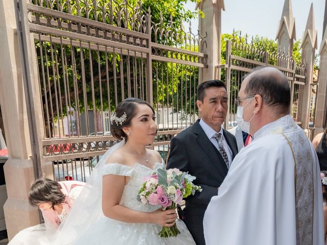 La boda de Cecilia y Víctor Alfonso en Zamora, Michoacán 21