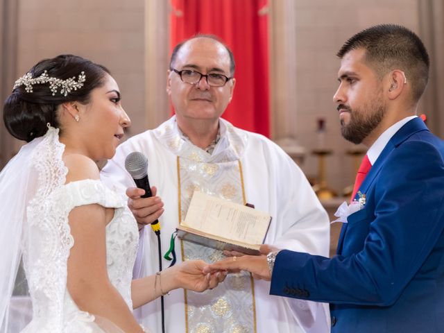 La boda de Cecilia y Víctor Alfonso en Zamora, Michoacán 28