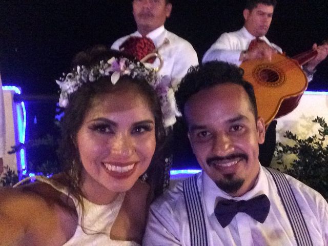 La boda de Jorge Castillo y Claudia Flores en Puerto Vallarta, Jalisco 3
