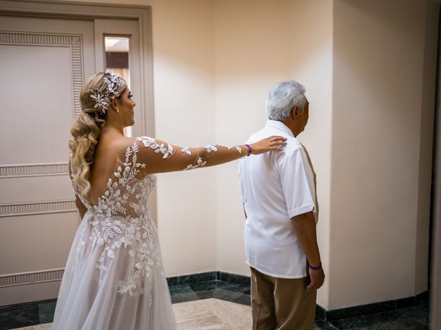 La boda de Edgar y Karla en Cancún, Quintana Roo 42