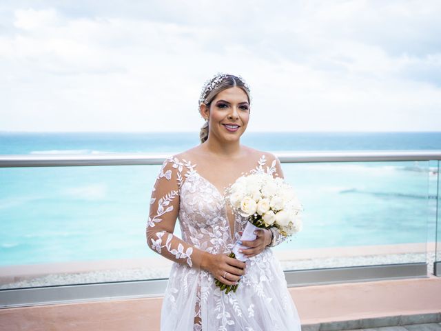 La boda de Edgar y Karla en Cancún, Quintana Roo 52
