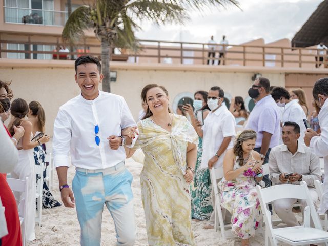 La boda de Edgar y Karla en Cancún, Quintana Roo 59