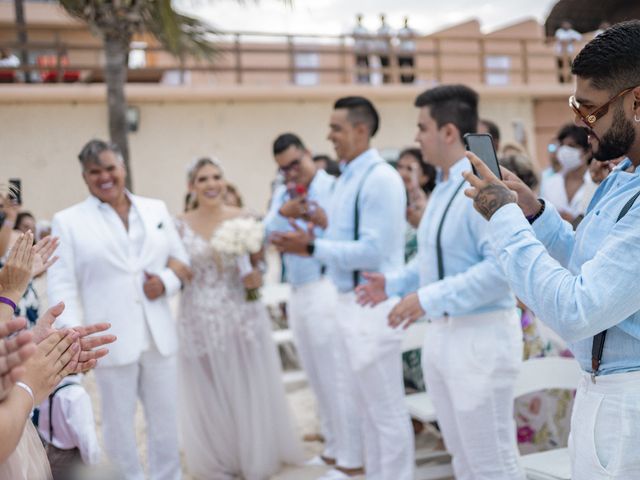 La boda de Edgar y Karla en Cancún, Quintana Roo 63