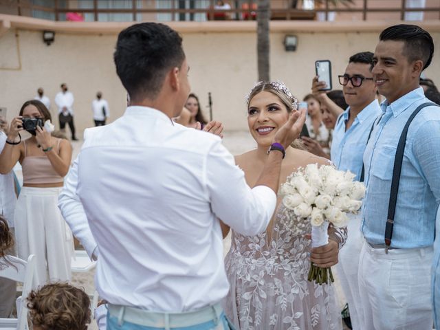 La boda de Edgar y Karla en Cancún, Quintana Roo 65