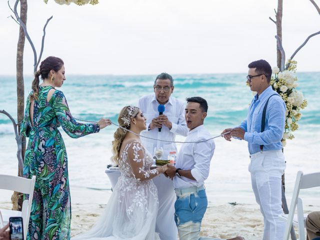 La boda de Edgar y Karla en Cancún, Quintana Roo 81