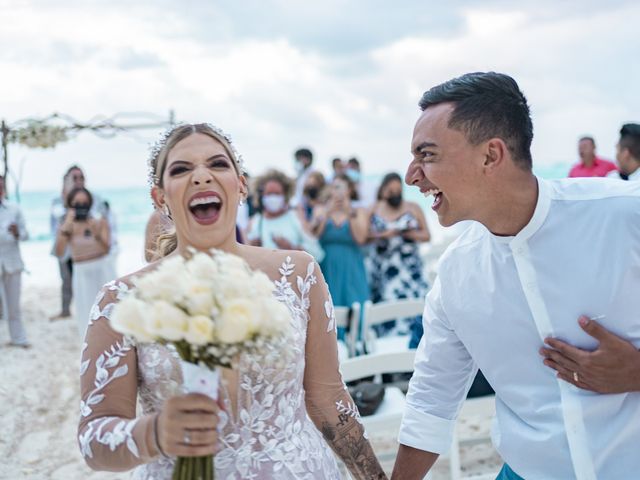 La boda de Edgar y Karla en Cancún, Quintana Roo 86
