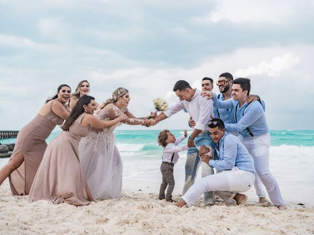 La boda de Edgar y Karla en Cancún, Quintana Roo 101