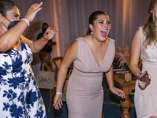 La boda de Edgar y Karla en Cancún, Quintana Roo 172