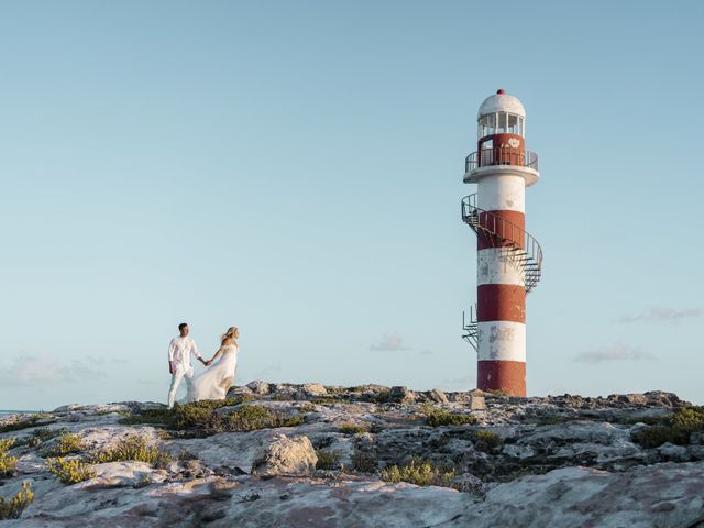 La boda de Edgar y Karla en Cancún, Quintana Roo 105