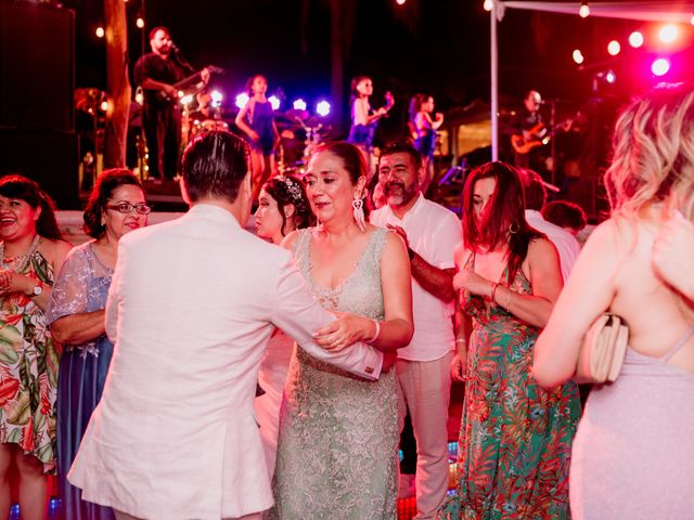 La boda de Cuauhtémoc y Andrea en Bucerias, Nayarit 123