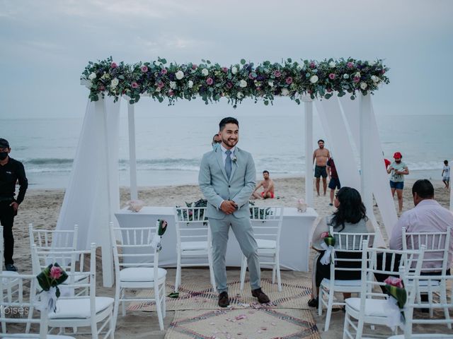 La boda de Eduardo y Yeslenie en Ixtapa Zihuatanejo, Guerrero 16