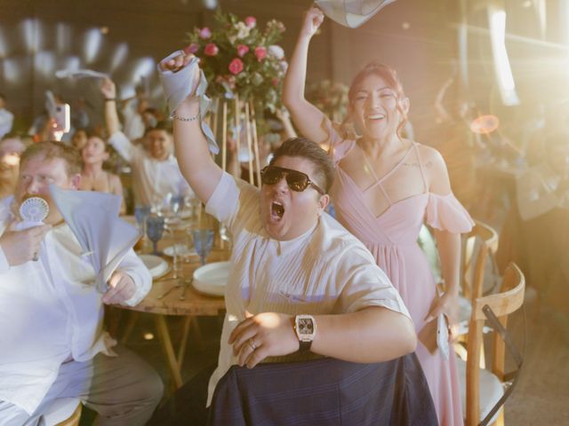 La boda de Roberto  y Ariana  en Xochitepec, Morelos 116