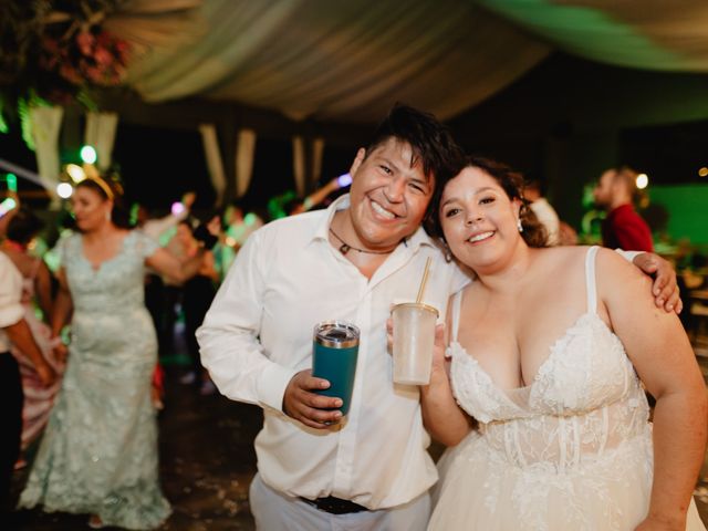 La boda de Roberto  y Ariana  en Xochitepec, Morelos 129