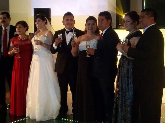 La boda de Alejandro  y Laura en Tlajomulco de Zúñiga, Jalisco 2