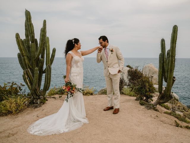 La boda de Juan José y Carolina en Huatulco, Oaxaca 6