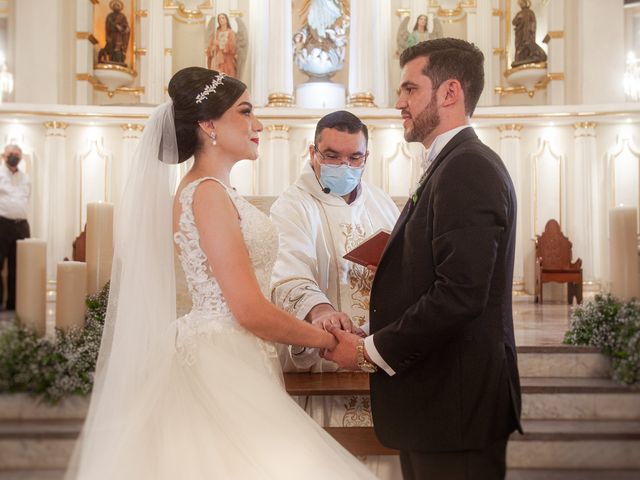 La boda de Lombardo y Edith en Hermosillo, Sonora 53