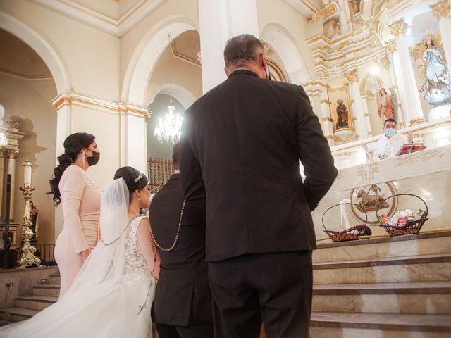 La boda de Lombardo y Edith en Hermosillo, Sonora 61