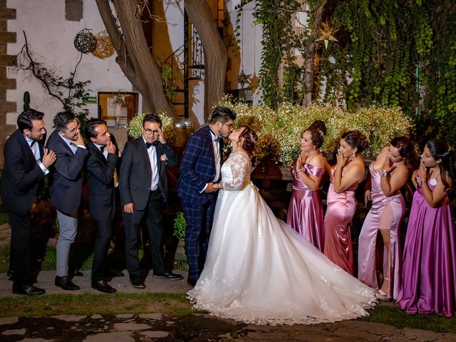 La boda de Luis  y Karla  en Iztapalapa, Ciudad de México 33