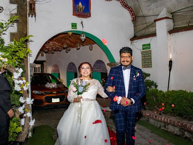La boda de Luis  y Karla  en Iztapalapa, Ciudad de México 43