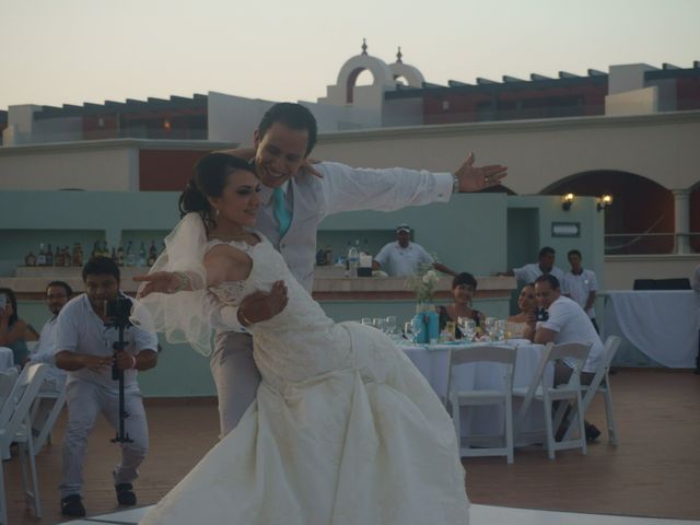 La boda de Gustavo y Gretty en Puerto Aventuras, Quintana Roo 12