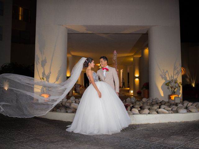 La boda de Albert y Veronica en Ixtapa Zihuatanejo, Guerrero 15