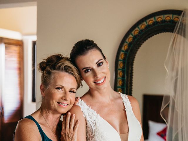La boda de Robert y Elizabeth en Huatulco, Oaxaca 33