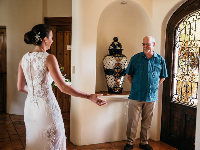 La boda de Robert y Elizabeth en Huatulco, Oaxaca 35
