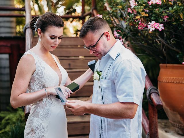 La boda de Robert y Elizabeth en Huatulco, Oaxaca 46