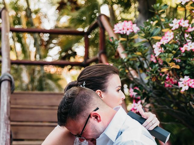 La boda de Robert y Elizabeth en Huatulco, Oaxaca 48
