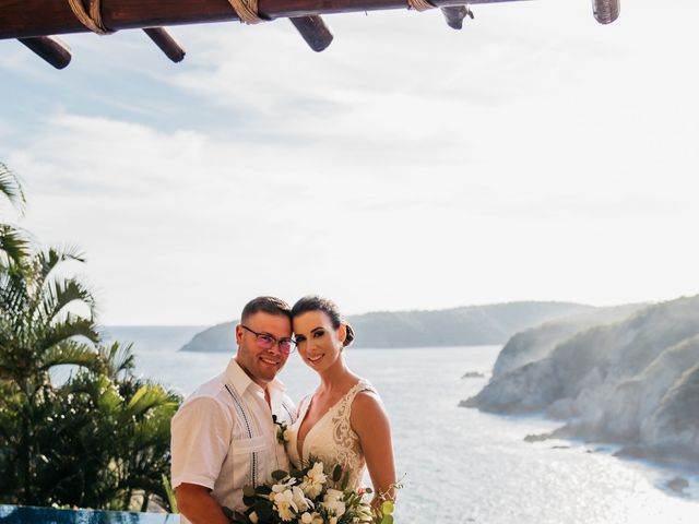 La boda de Robert y Elizabeth en Huatulco, Oaxaca 53