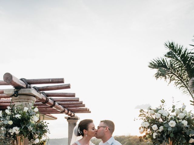 La boda de Robert y Elizabeth en Huatulco, Oaxaca 82