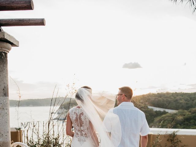 La boda de Robert y Elizabeth en Huatulco, Oaxaca 83