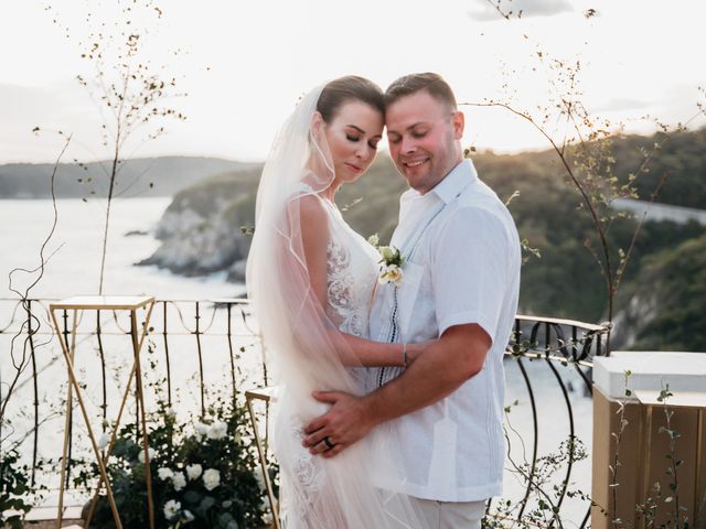 La boda de Robert y Elizabeth en Huatulco, Oaxaca 85